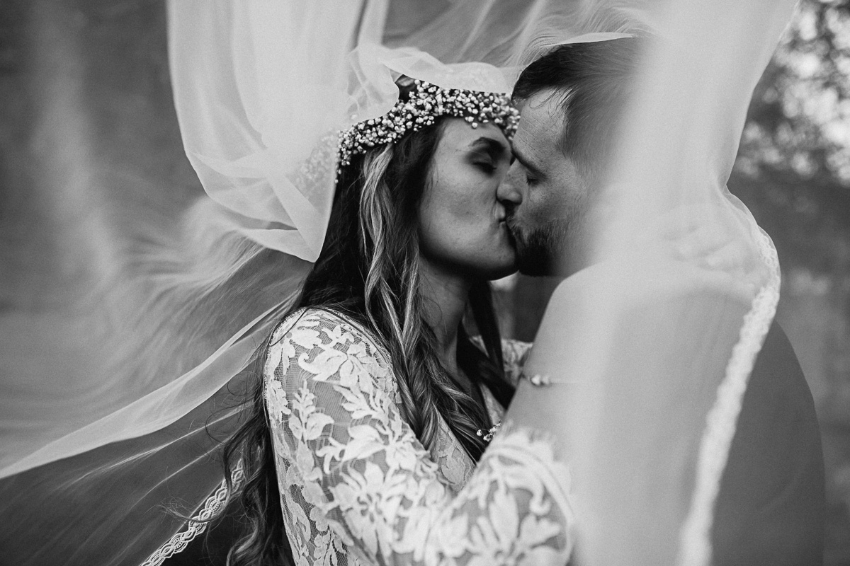 photographe mariage pau - photo de couple voile - emilie massal 