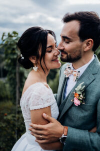 mariage a pau - chateau de Franqueville - emilie massal