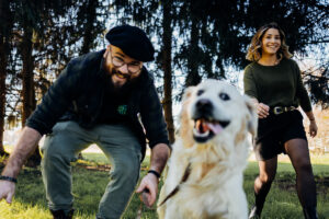 photo de famille pau - animal chien - emilie massal photographe