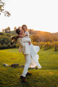 mariage au domaine de lucain, couple, coucher du soleil, emilie massal photographe pau