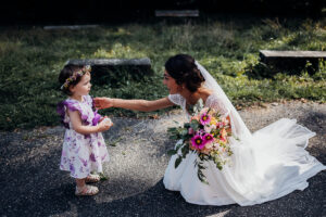 mariage au domaine de lucain, enfant en mariage, emilie massal photographe