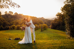 mariage au domaine de lucain, couple, coucher du soleil, emilie massal photographe pau