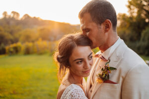 mariage au domaine de lucain, couple, coucher du soleil, emilie massal photographe pau